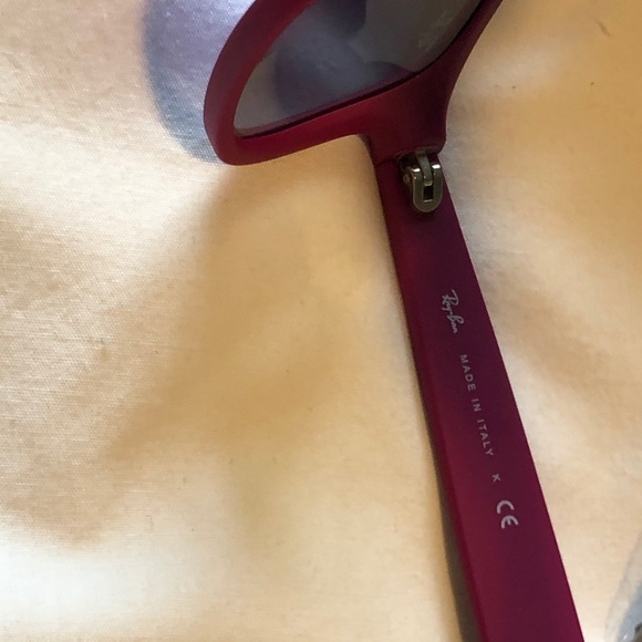 Ray-ban sunglasses - Picture 4 of 7